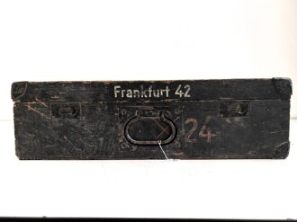 Transportkasten für ein Minensuchgerät " Frankfurt 42"  der Wehrmacht, Originallack, ungereinigtes Stück