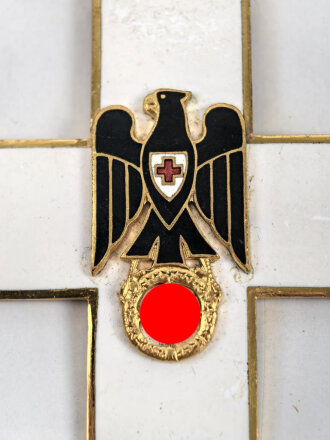 Deutsches Rotes Kreuz,  Ehrenzeichen 1. Stufe (1937-1939) Halskreuz, am Band. Das Kreuz in sehr gutem Zustand, das Band mit Tragespuren