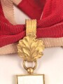 Deutsches Rotes Kreuz,  Ehrenzeichen 1. Stufe (1937-1939) Halskreuz, am Band. Das Kreuz in sehr gutem Zustand, das Band mit Tragespuren
