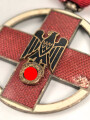 Deutsches Rotes Kreuz,  Medaille zum Ehrenzeichen  (1937-1939) am Band. Entnazifiziert, Emailleschaden