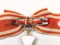 Bayern, Ehrenzeichen des Bayerischen Landesvereins vom Roten Kreuz 2. Klasse, an Damenschleife. Sehr guter Zustand