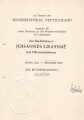 Theodor Heuss, erster Bundespräsident der Bundesrepublik Deutschland. Eigenhändige Unterschrift auf einer Ernennungsurkunde zum Oberreichsbahnrat, datiert 1950. Dazu ein weiteres Dokument
