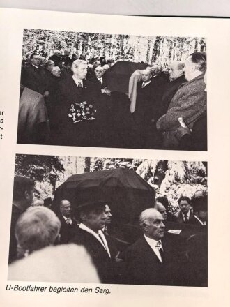 Buch " Dokumentation zur Zeitgeschichte: Großadmiral Dönitz" 69 Seiten, Herausgeber Deutscher Marinebund  im Jahr der Beisetzung von Karl Dönitz 1981. Gebraucht