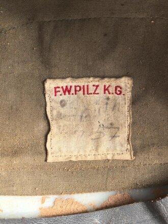 Bundeswehr, Barett für Angehörige der Panzertruppe alter Art. Mottig, ungereinigt