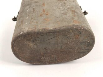 1. Weltkrieg, Unterteil eines Kochgeschirr. Eisen , Originallack, ungereinigt