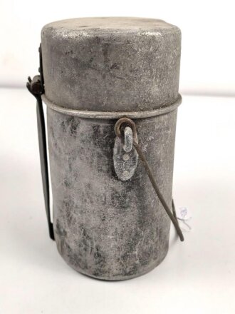 Kaiserreich, Kochgeschirr Model 1887. Aluminium, datiert 1908. Nachträglich angebrachter Griff, da die ursprünglich losen Griffe bei diesem Modell immer verloren gingen. Sicherlich im 1. Weltkrieg so ausgegeben