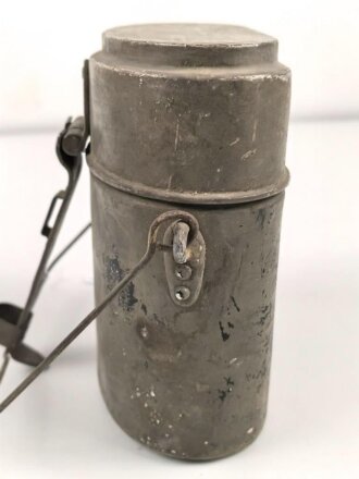 Kaiserreich, Kochgeschirr Model 1887/1910. Variante ohne Halterung für den Göffel, aber mit M1910 Griff. Hersteller "Merker & Co Baden " Vermutlich Eigentumstück. Neuzeitlich lackiert.