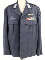 Südafrika , blaue Dienstbluse für einen Piloten der Luftwaffe. . Datiert 1977, guter Zustand