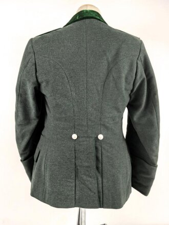 Forstdienst III.Reich, Dienstbluse für einen Revierförster, Scheideretikett von 1936. Die Kragenspiegel original vernäht, die Schulterstücke nur angeheftet