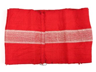 Armbinde für Angehörige der Hitler Jugend. getragenes Stück mit RZM Etikett, das Hakenkreuz gewebt