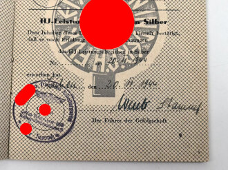 Leistungsbuch der Hitler-Jugend,eingetragenes Leistungsabzeichen in Silber