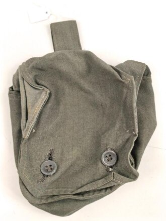 Koppeltasche für einen Ersatz Gasmaskenfilter der Wehrmacht, datiert 1943
