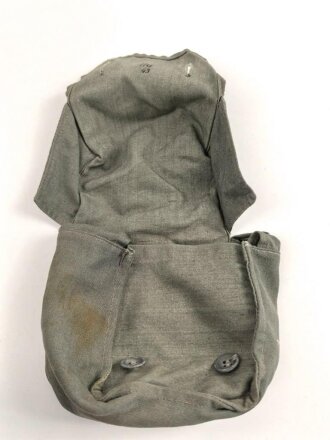 Koppeltasche für einen Ersatz Gasmaskenfilter der Wehrmacht, datiert 1943