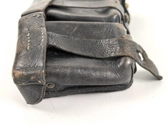 1.Weltkrieg , Patronentasche für Berittene, datiert 1915. getragenes Stück in gutem Zustand