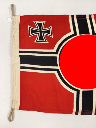 Kriegsmarine, Reichskriegsflagge in der kleinen...