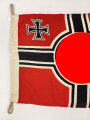 Kriegsmarine, Reichskriegsflagge in der kleinen Ausführung für U-Boote. Markiert " Kr. Fl. 50 x 85" . Guter Zustand