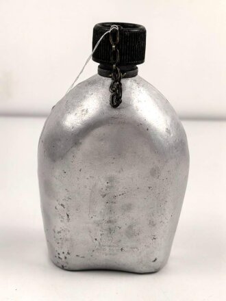 U.S. Army, 1945 dated canteen, used
