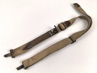 Jugoslawien nach 1945, Trageriemen für Feldfernsprecher 33 die von der jugoslawischen Armee nach dem Krieg weitergeführt wurrden. Praktischerweise wurde hier gleich der Erdspieß mitgeführt.