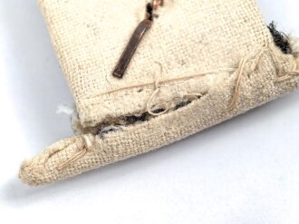 Kriegsmarine, Paar Schulterstücke für einen Flottenarzt, Ausführung für die weisse Sommerjacke, mit weissen Stegen