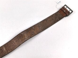 Zweidornkoppel für Offiziere des Heeres. Gesamtlänge 107cm, ungereinigtes Stück