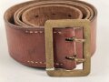 Zweidornkoppel für Offiziere. Braunes Leder mit vergoldeter Schliesse für Reichsbahn ? Gesamtlänge 114cm