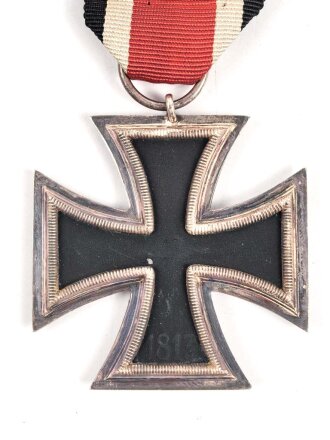Eisernes Kreuz 2. Klasse 1939 am Band. Sehr guter Zustand, keine Ringmarkierung