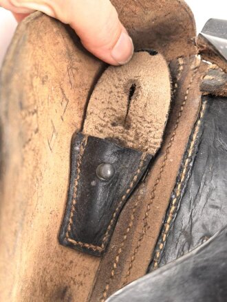 Koffertasche für Pistole P08 der Wehrmacht. Datiert 1938 oder 39, ungereinigtes Stück in gutem Gesamtzustand