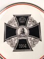 1. Weltkrieg, patriotischer Wandteller , Bildnis Generalfeldmarschall von Hindenburg in Eisernem Kreuz 1914. Durchmesser 24cm. Unbeschädigt, nicht gereinigt