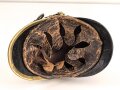 Bayern, Raupenhelm Modell 1868 für Artilleristen . Gereinigtes Stück, guter Gesamtzustand