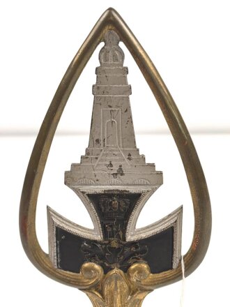 Reichskriegerbund Kyffhäuser, Fahnenspitze aus den 1920-30iger Jahren . Messing lackiert. Gesamthöhe 25cm