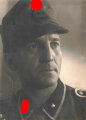 Foto eines Unteroffizier der Waffen SS mit Bergmütze. Maße 16,5 x 22,5cm