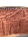 Paar Stiefel für Mannschaften, zweiteilige Sohle, eventuell für Reichsarbeitsdienst ? Innen im Schaft Grössenstempel. Getragenes Paar, Sohlenlänge 31,5cm. Anscheinend neuzeitlich geschwärzt