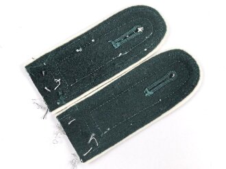 Heer, Paar Schulterklappen für einen Unteroffizier der Infanterie. Eigentumstsücke für den Waffenrock