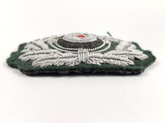 Eichenlaub mit Kokarde für eine Schirmmütze für Offiziere des Heeres, neuzeitliche Sammleranfertigung