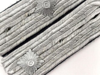 Kriegsmarine, Paar Schulterstücke, dunkelblaues Tuch