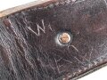 Koppelschuh für ein Extraseitengewehr der Wehrmacht. Dunkelbraunes Leder