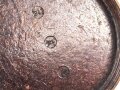 Braune Preßmassedose für Kartusch Vorladung Gebirgs Geschürtz 36. Guter Zustand, datiert 1944