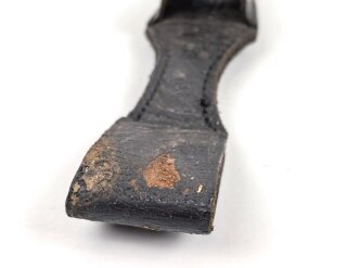 Koppelschuh für ein Extraseitengewehr der Wehrmacht. Lackleder