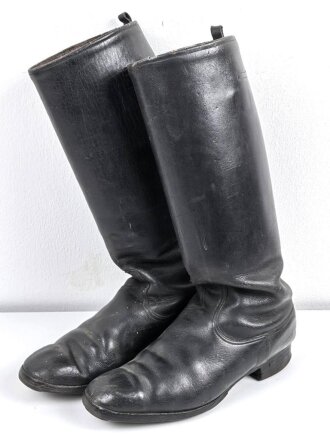 Paar Stiefel für Offiziere der Wehrmacht. Ungereinigtes Paar in gutem Gesamtzustand, Sohlenlänge 31cm