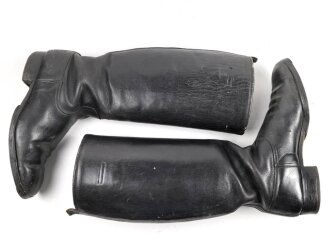 Paar Stiefel für Offiziere der Wehrmacht. Ungereinigtes Paar in gutem Gesamtzustand, Sohlenlänge 31cm
