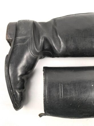 Paar Stiefel für Offiziere der Wehrmacht. Ungereinigtes Paar in gutem Gesamtzustand, Sohlenlänge 31cm
