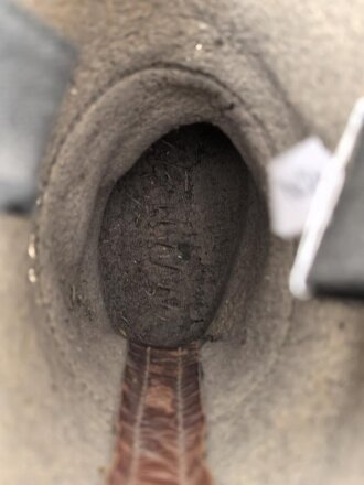 Paar Winterstiefel  Wehrmacht. Ungereinigtes,Paar mit Mottenschäden im Filz, Sohlenlänge 31cm