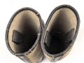 Paar Winterstiefel  Wehrmacht. Ungereinigtes,Paar mit Mottenschäden im Filz, Sohlenlänge 31cm