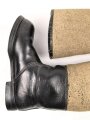 Paar Winterstiefel  Wehrmacht. Ungereinigtes,Paar mit Mottenschäden im Filz, Sohlenlänge 31cm
