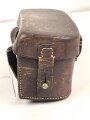 Koppeltasche für Sanitätspersonal der Wehrmacht. Rechte Seite, datiert 1939, Leder zum Teil angetrocknet