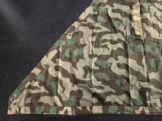 Zeltbahn 31 Wehrmacht. Farbfrisches Stück mit diversen Reparaturstellen