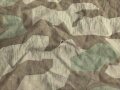 Zeltbahn 31 Wehrmacht, Getragenes Stück mit Reichsbetriebsnummer. Ungewöhnliche Ausführung, statt den üblichen Metallösen wurde Leder verwendet.