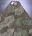 Zeltbahn 31 Wehrmacht, Getragenes Stück mit Reichsbetriebsnummer. Ungewöhnliche Ausführung, statt den üblichen Metallösen wurde Leder verwendet.