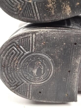 Paar Stiefel für Unteroffiziere aus der Zeit des 2. Weltkrieg. Ungereinigtes Paar, Sohlenlänge 30,5cm