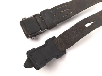 Trageriemen für k98 , höchstwahrscheinlich Österreich oder Jugoslawien nach 1945. Der " Frosch" ist eine neuzeitliche Sammleranfertigung